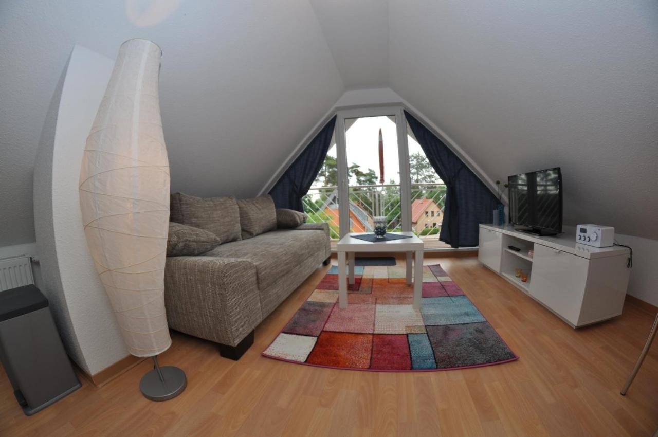 Ferienhaus Mueritzzauber / 1 Zimmer Dachgeschoss-Appartement Röbel Kültér fotó