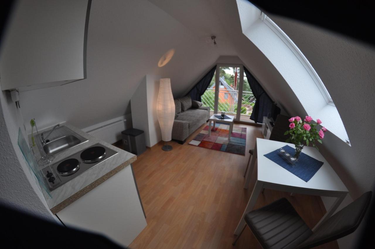Ferienhaus Mueritzzauber / 1 Zimmer Dachgeschoss-Appartement Röbel Kültér fotó