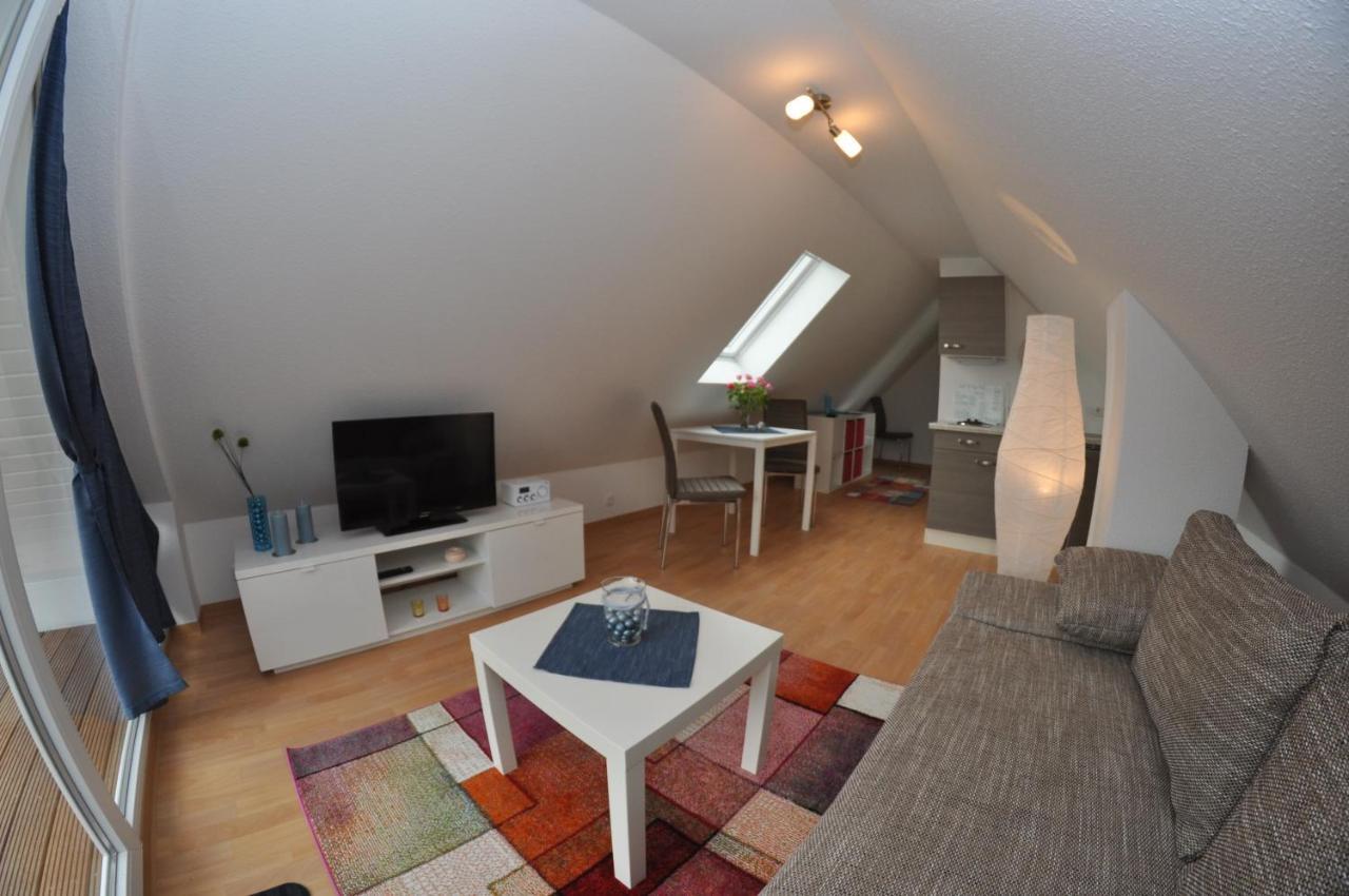 Ferienhaus Mueritzzauber / 1 Zimmer Dachgeschoss-Appartement Röbel Kültér fotó